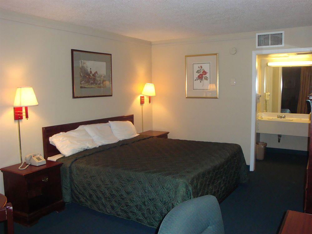 Econo Lodge Asheboro Dış mekan fotoğraf